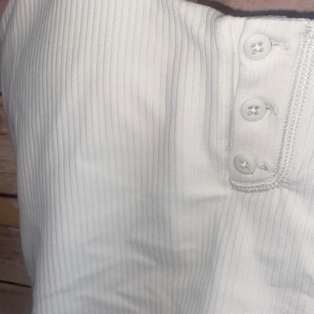 Lululemon Align Ribbed Henley Crop Top Size 4 - Picture 3 of 8